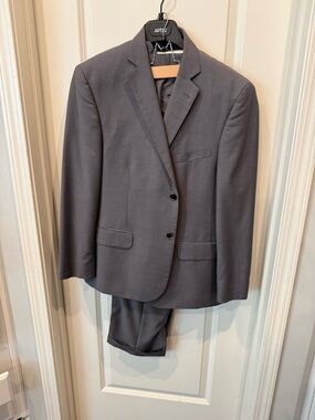 Arnold Brant Solid Gray Two-Piece Suit